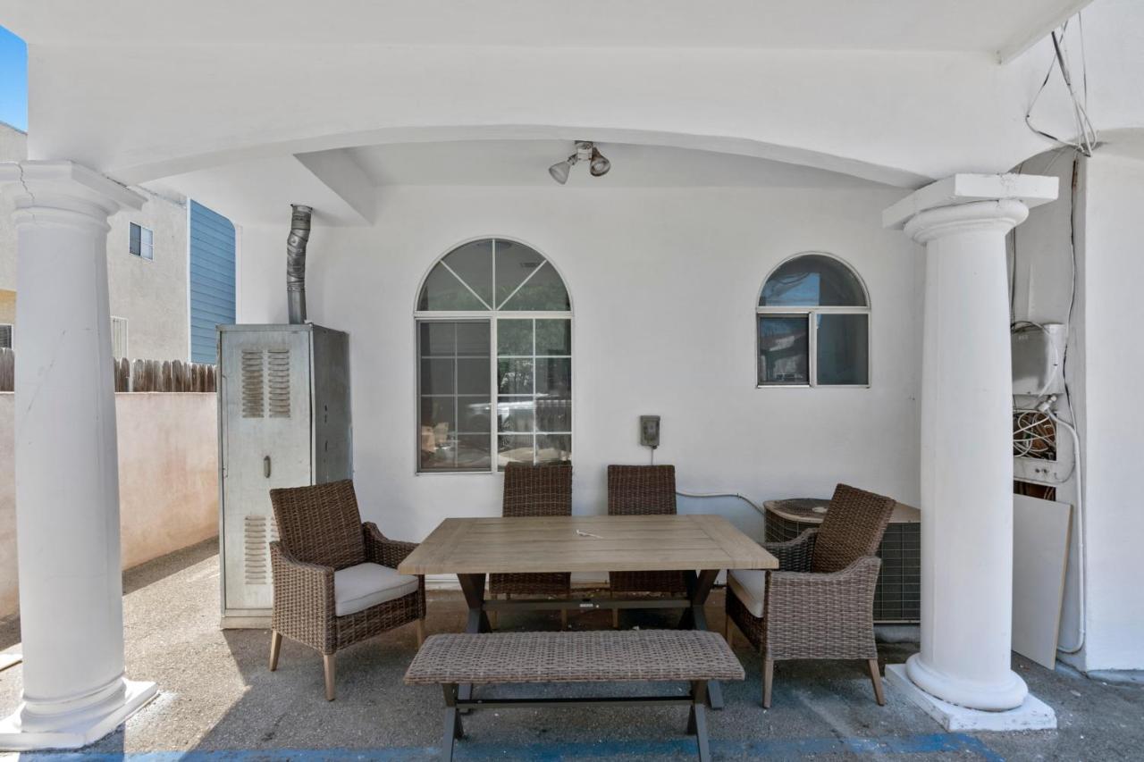 Spacious Private Gated Modern Loft Close To Universal Studio And Hollywood Los Angeles Exterior photo