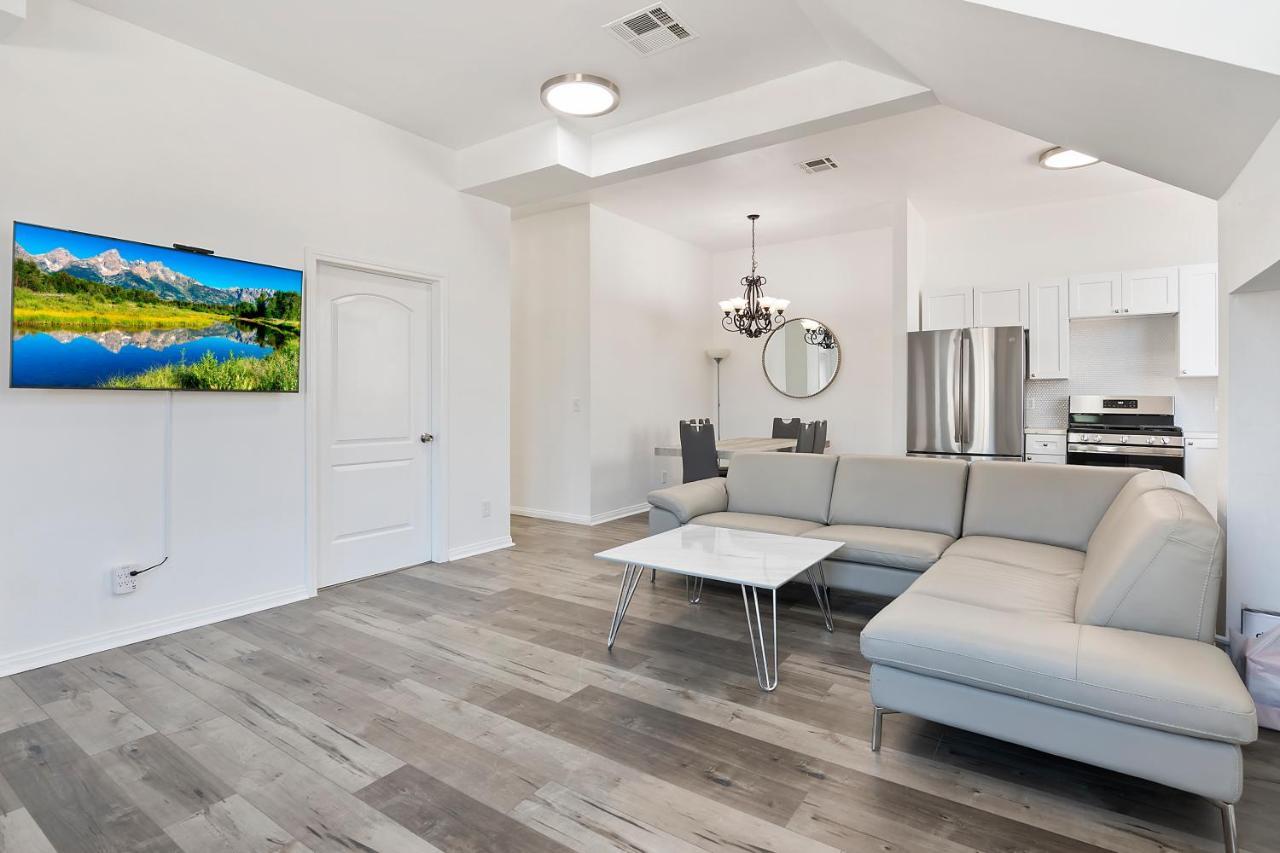 Spacious Private Gated Modern Loft Close To Universal Studio And Hollywood Los Angeles Exterior photo